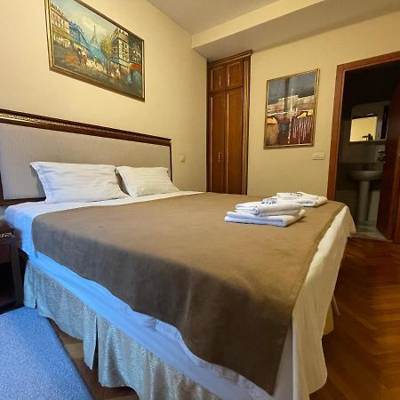 Boutique Hotel Travelling Actor - Skadarlija Belgrad Exteriör bild