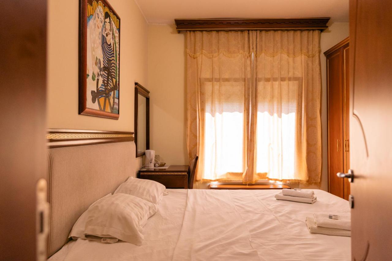 Boutique Hotel Travelling Actor - Skadarlija Belgrad Exteriör bild